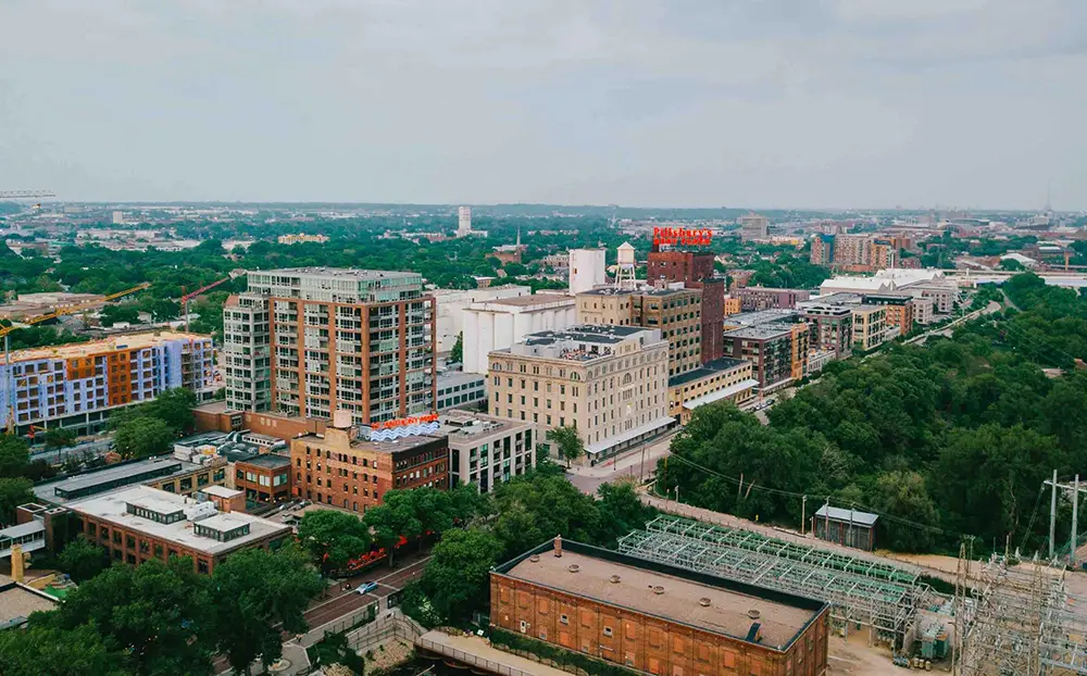 sky view of minneapolis buildings